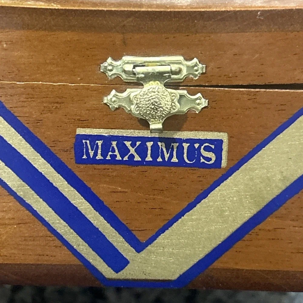 Vintage Diamond Crown Maximus Toro No. 1 Cigar Box Storage Treasure Box Decor
